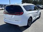 2021 Chrysler Pacifica FWD Minivan for sale #515811A - photo 2