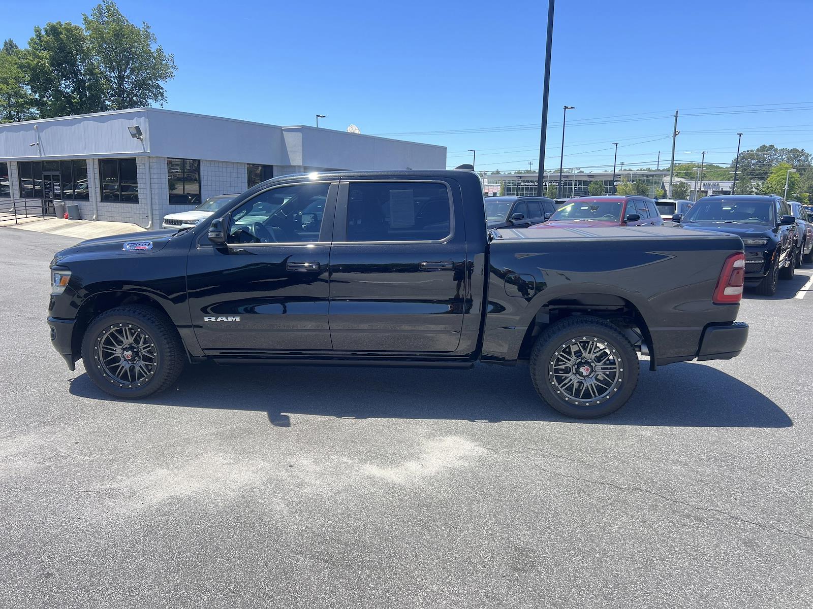 Used 2023 Ram 1500 - photo 5