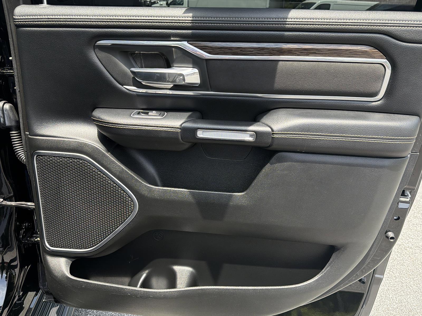 Used 2020 Ram 1500 - photo 11
