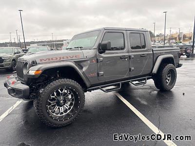 Used 2023 Jeep Gladiator - photo 1