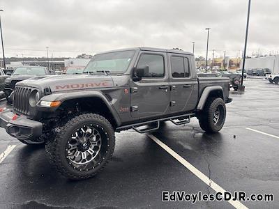 Used 2023 Jeep Gladiator - photo 1