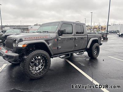 Used 2023 Jeep Gladiator - photo 1