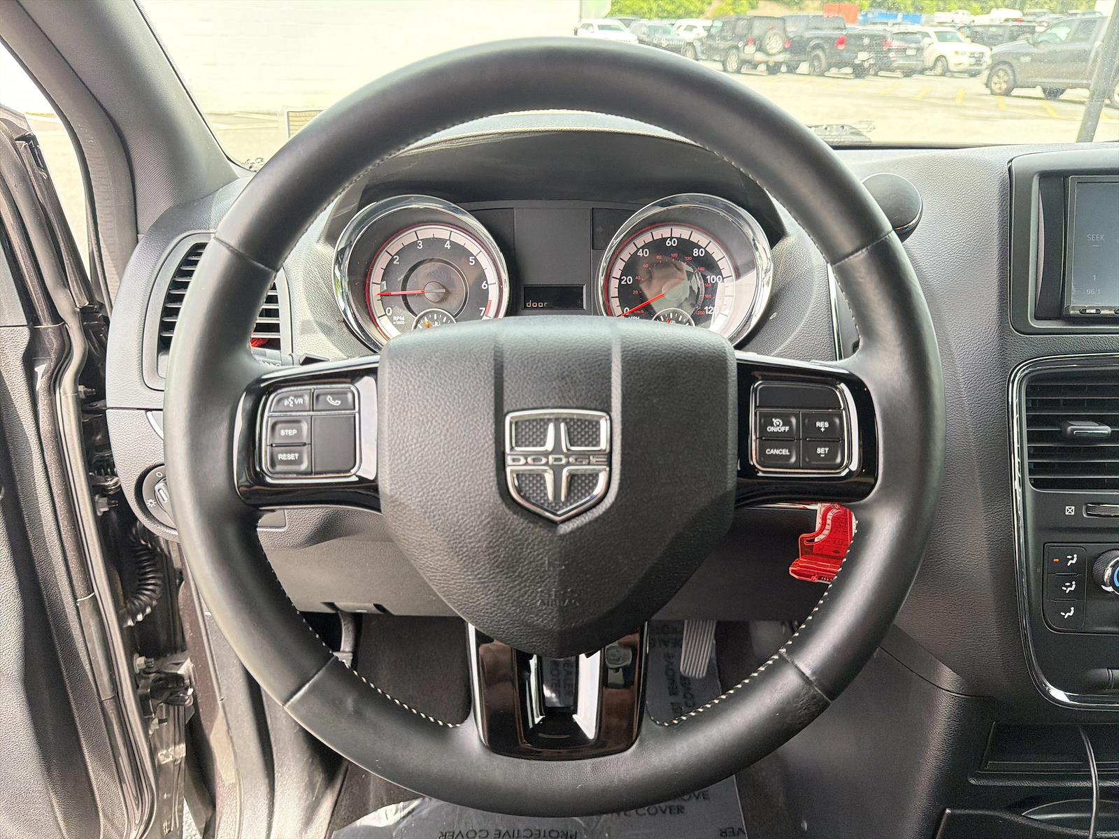 Used 2016 Dodge Grand Caravan - photo 20