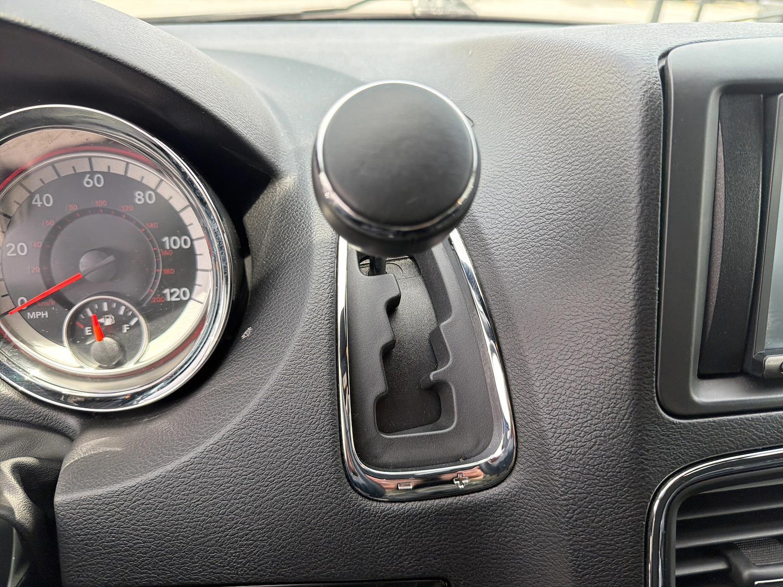 Used 2016 Dodge Grand Caravan - photo 28