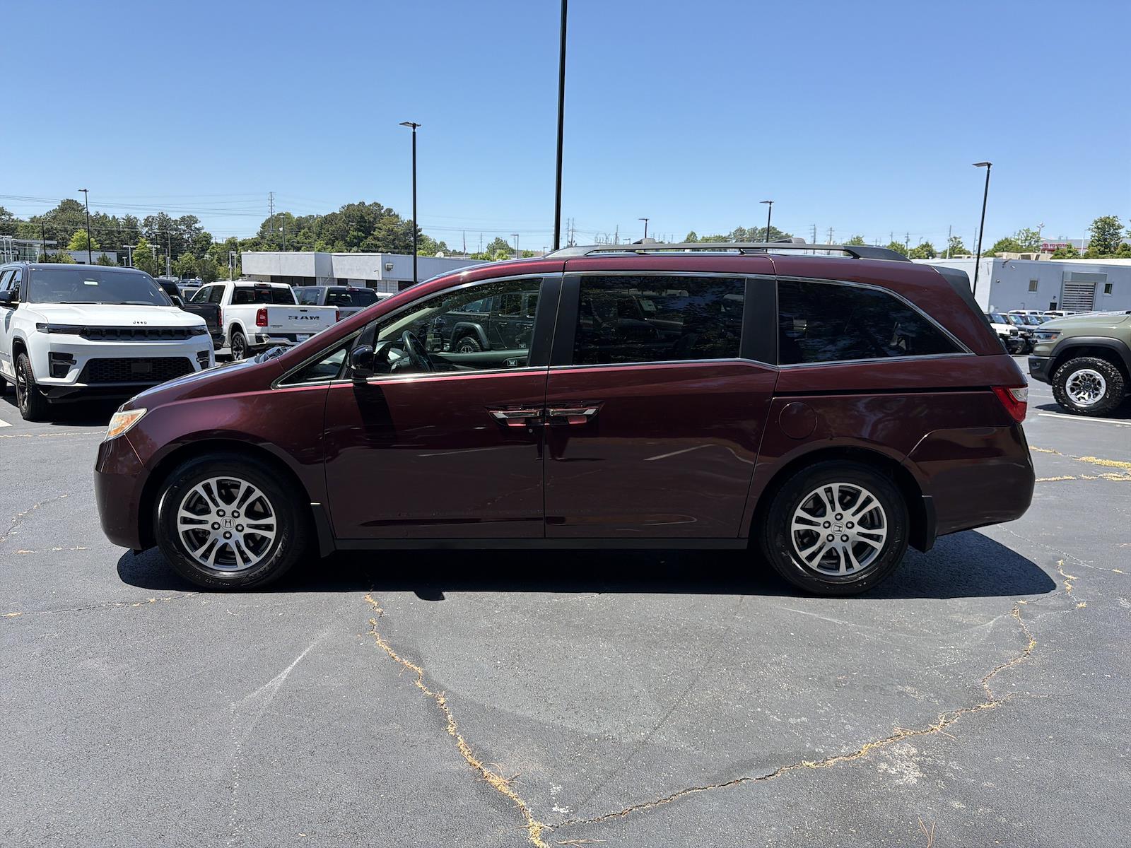 Used 2011 Honda Odyssey - photo 9