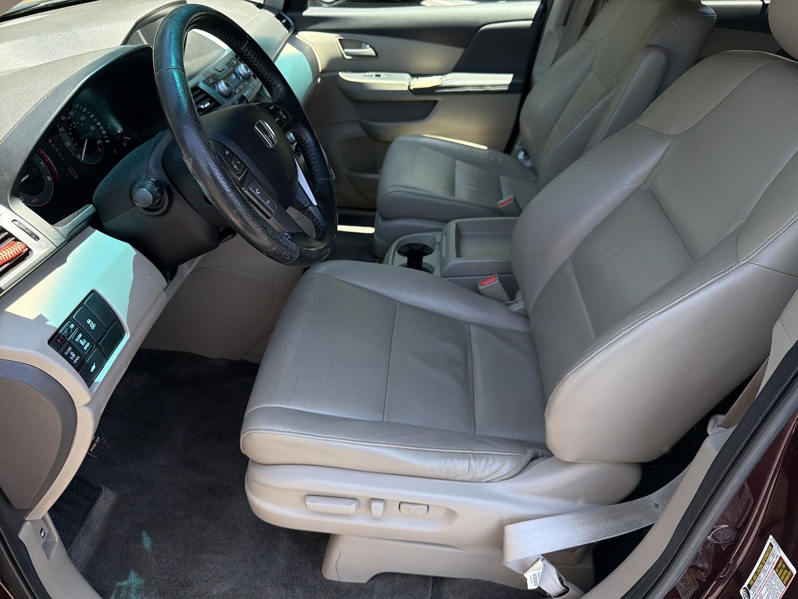 Used 2011 Honda Odyssey - photo 18