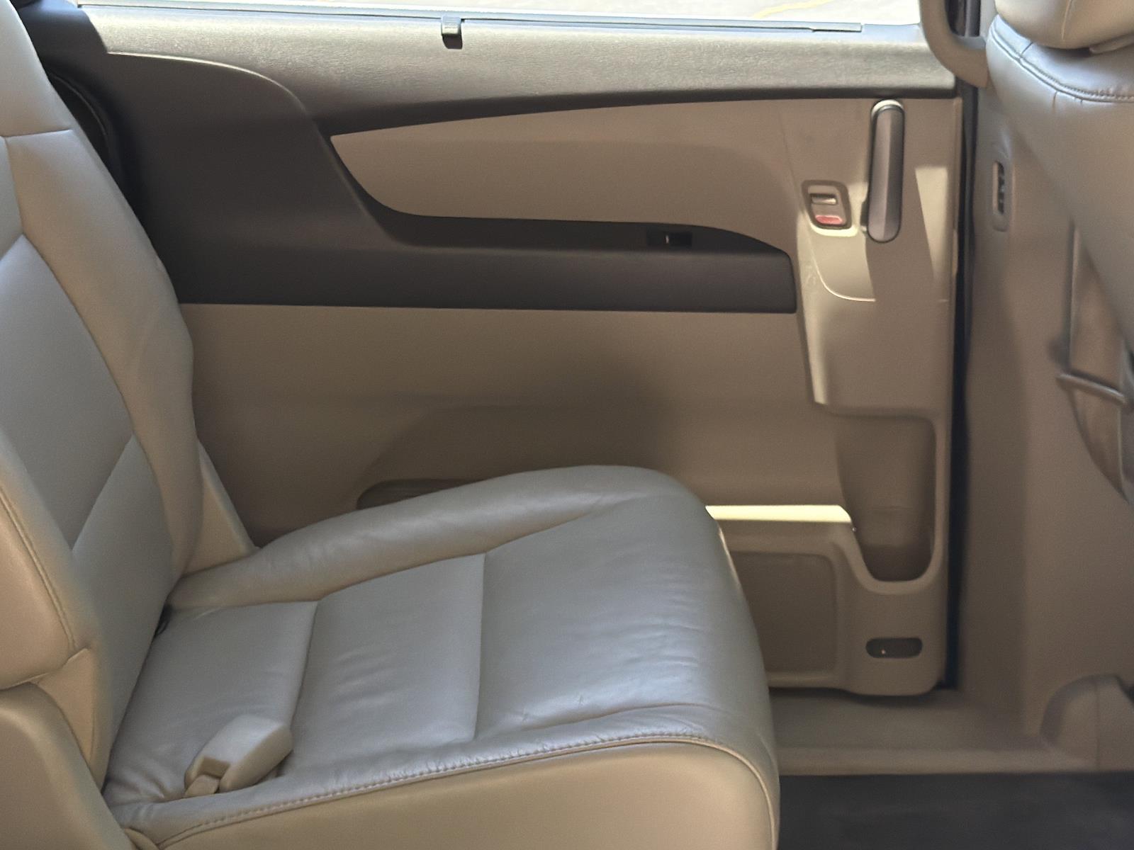 Used 2011 Honda Odyssey - photo 30