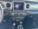 2022 Jeep Gladiator Crew Cab 4WD, Pickup for sale #5P52289 - photo 54