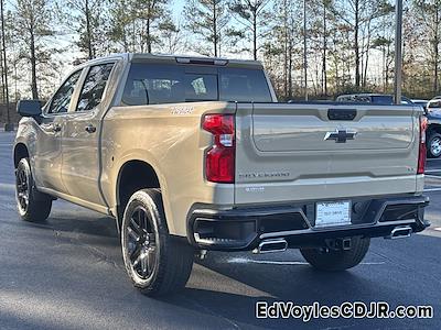 2022 Chevrolet Silverado 1500 Crew Cab 4WD, Pickup for sale #5P52299A - photo 2