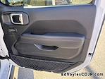 2020 Jeep Gladiator Crew Cab 4WD Pickup for sale #5P52543 - photo 16