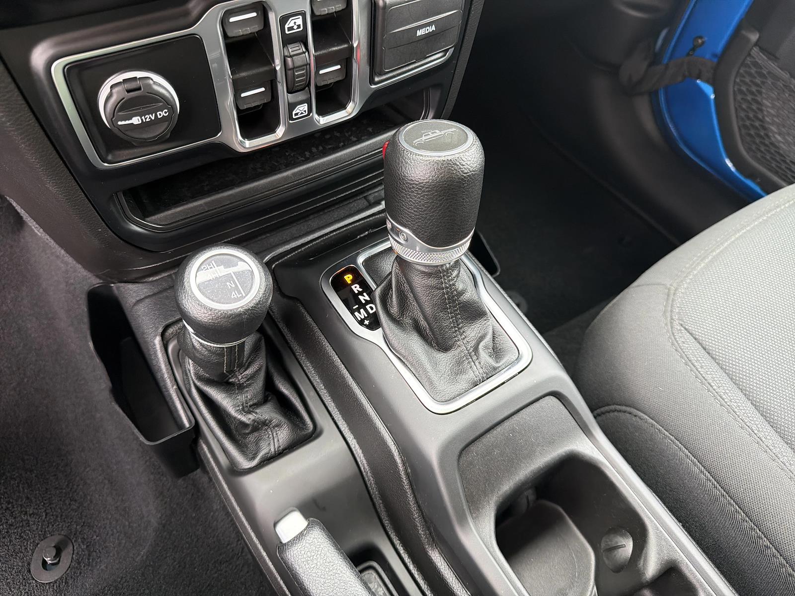 Used 2023 Jeep Gladiator - photo 31