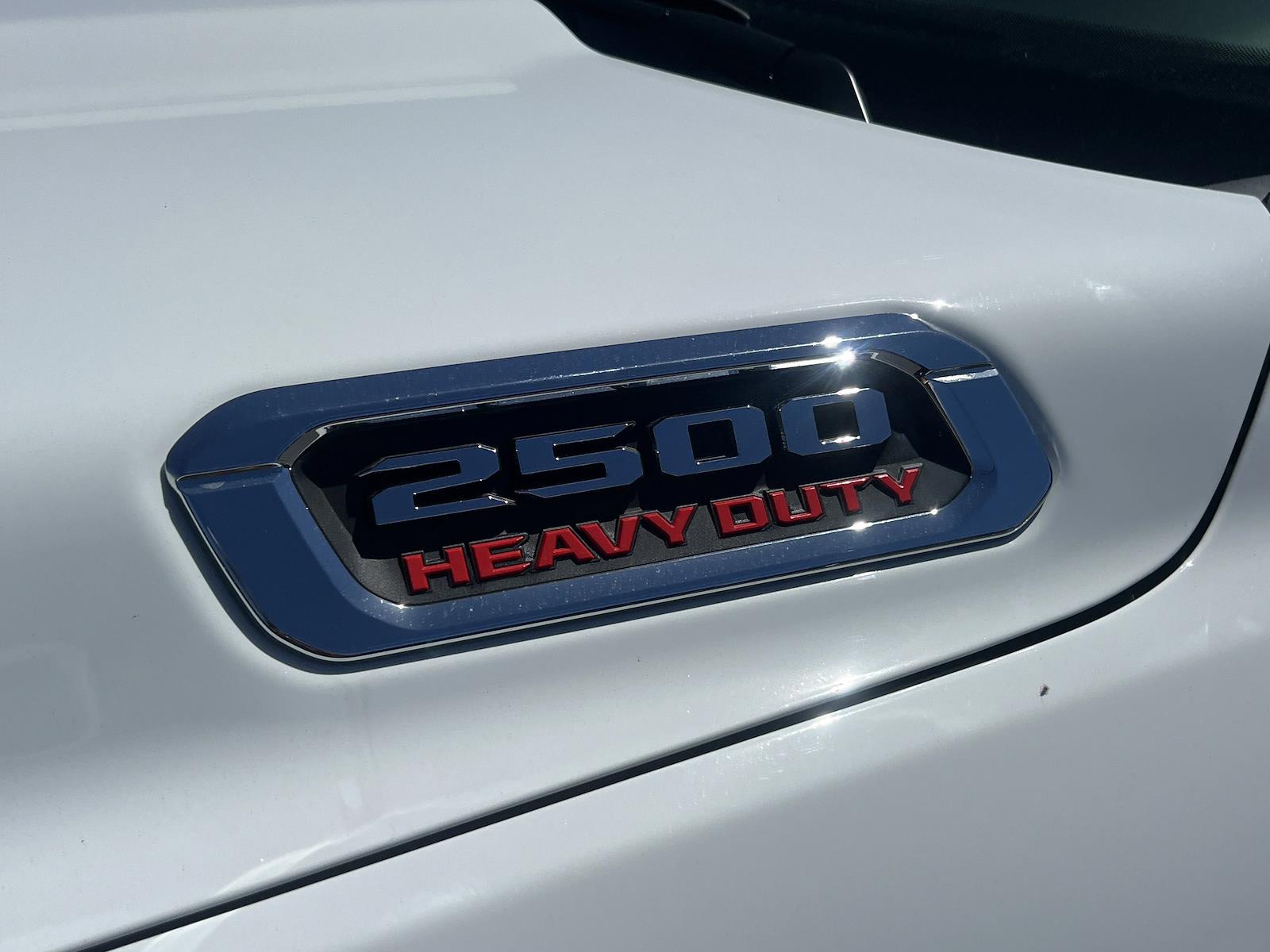 Used 2025 Ram 2500 - photo 17