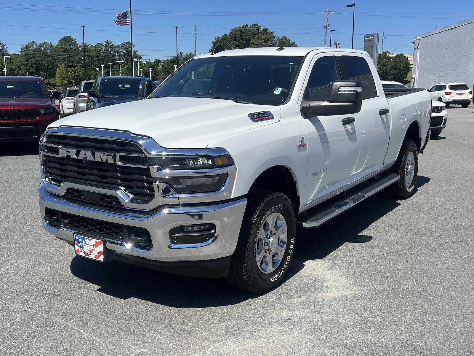 Used 2025 Ram 2500 - photo 2