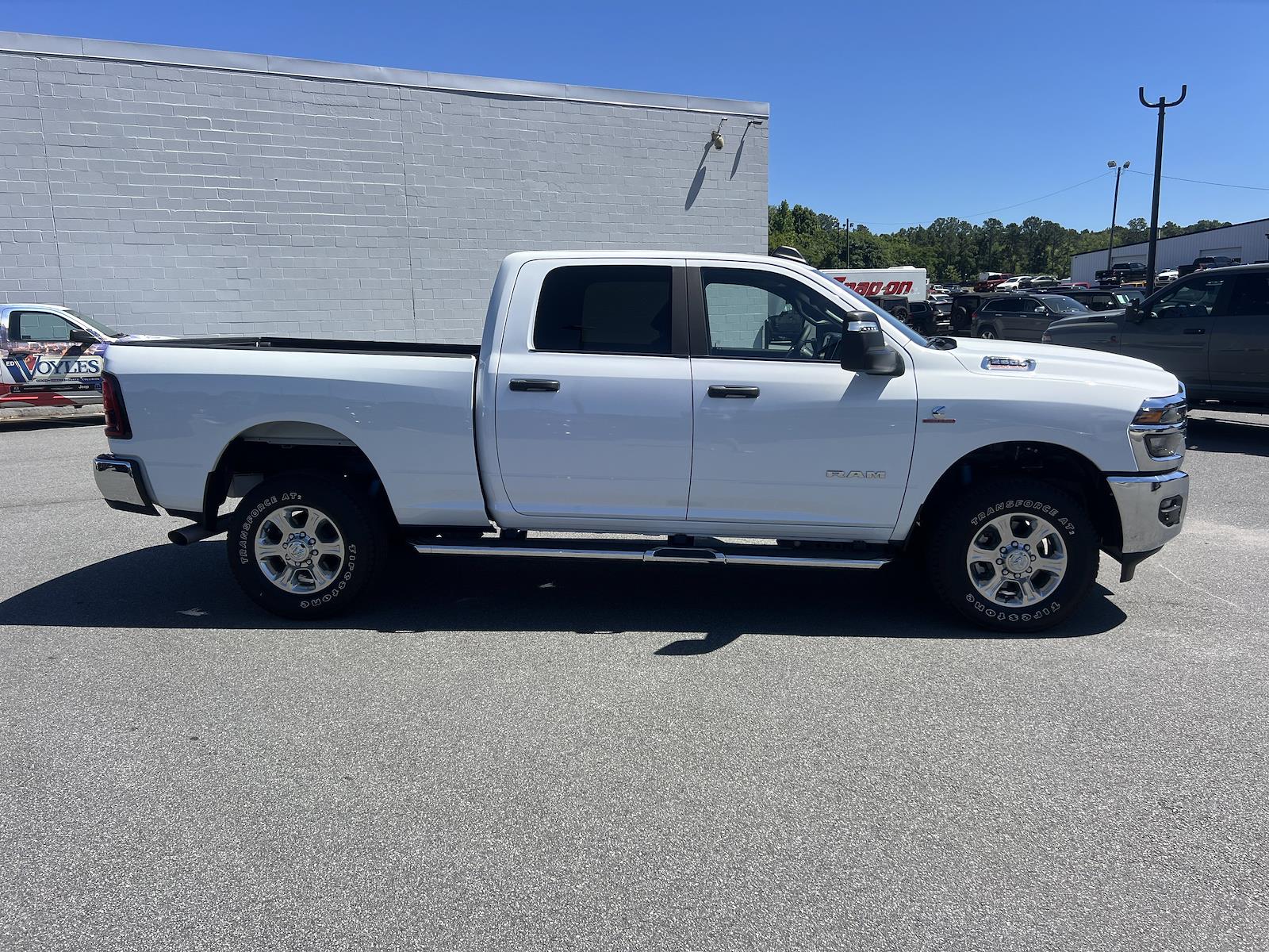 Used 2025 Ram 2500 - photo 10