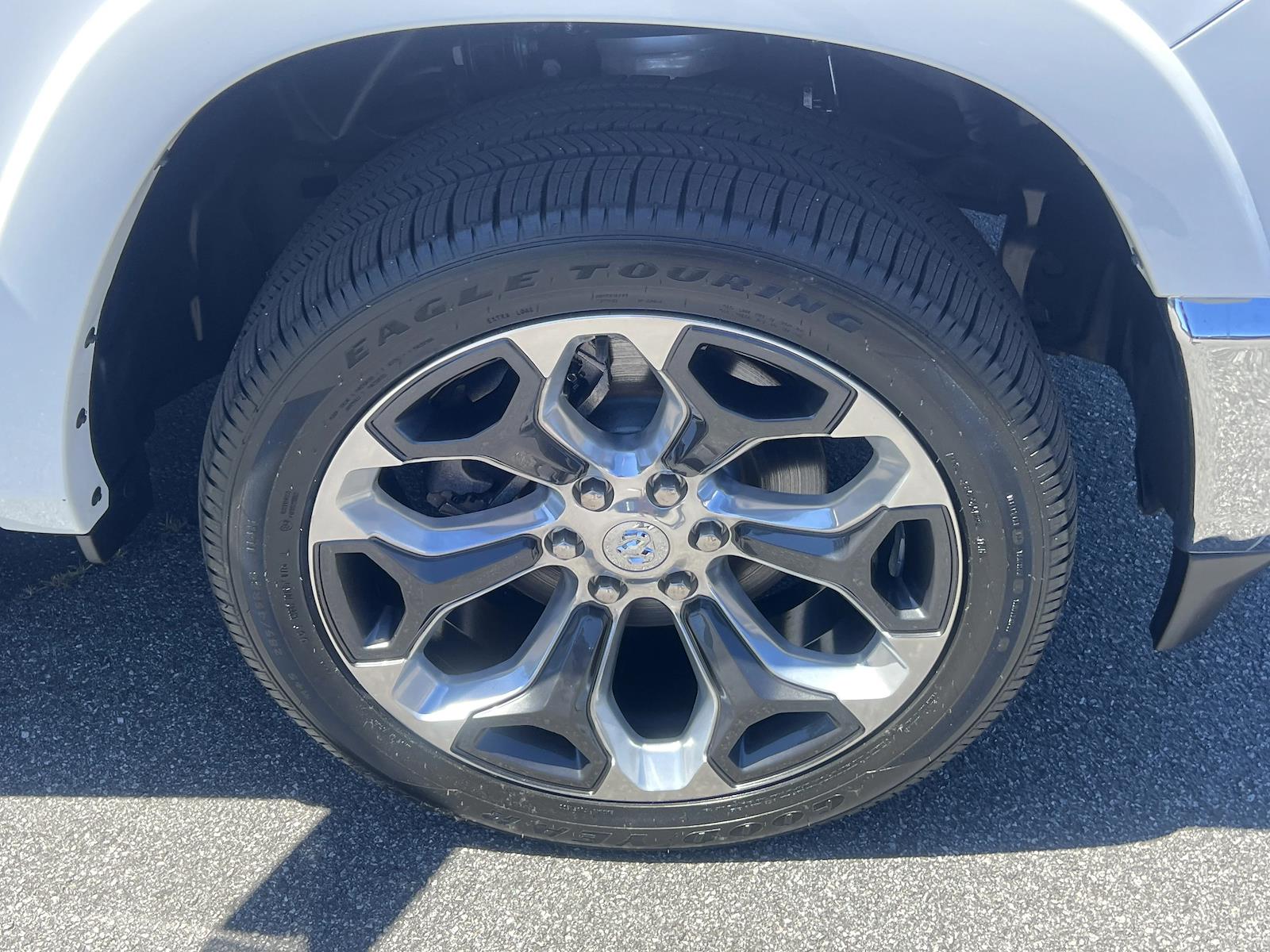 Used 2023 Ram 1500 - photo 17