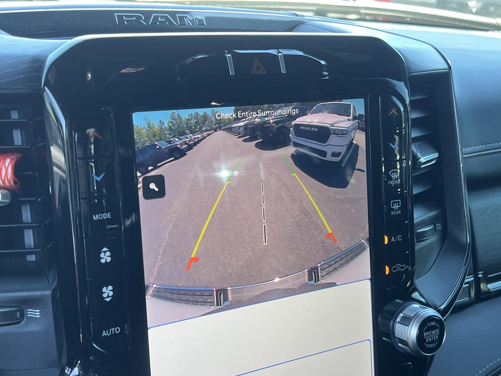 Used 2023 Ram 1500 - photo 38