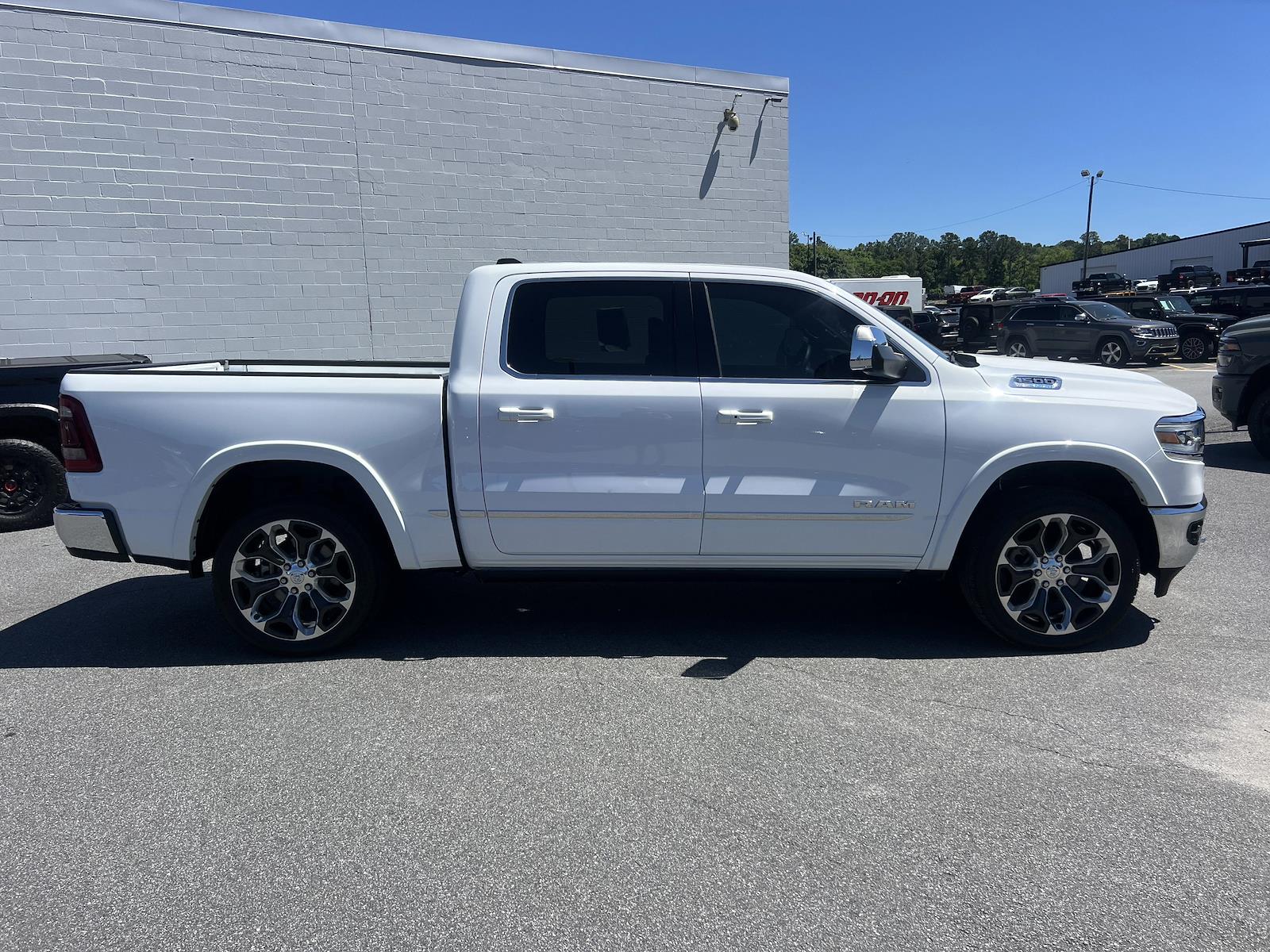Used 2023 Ram 1500 - photo 10