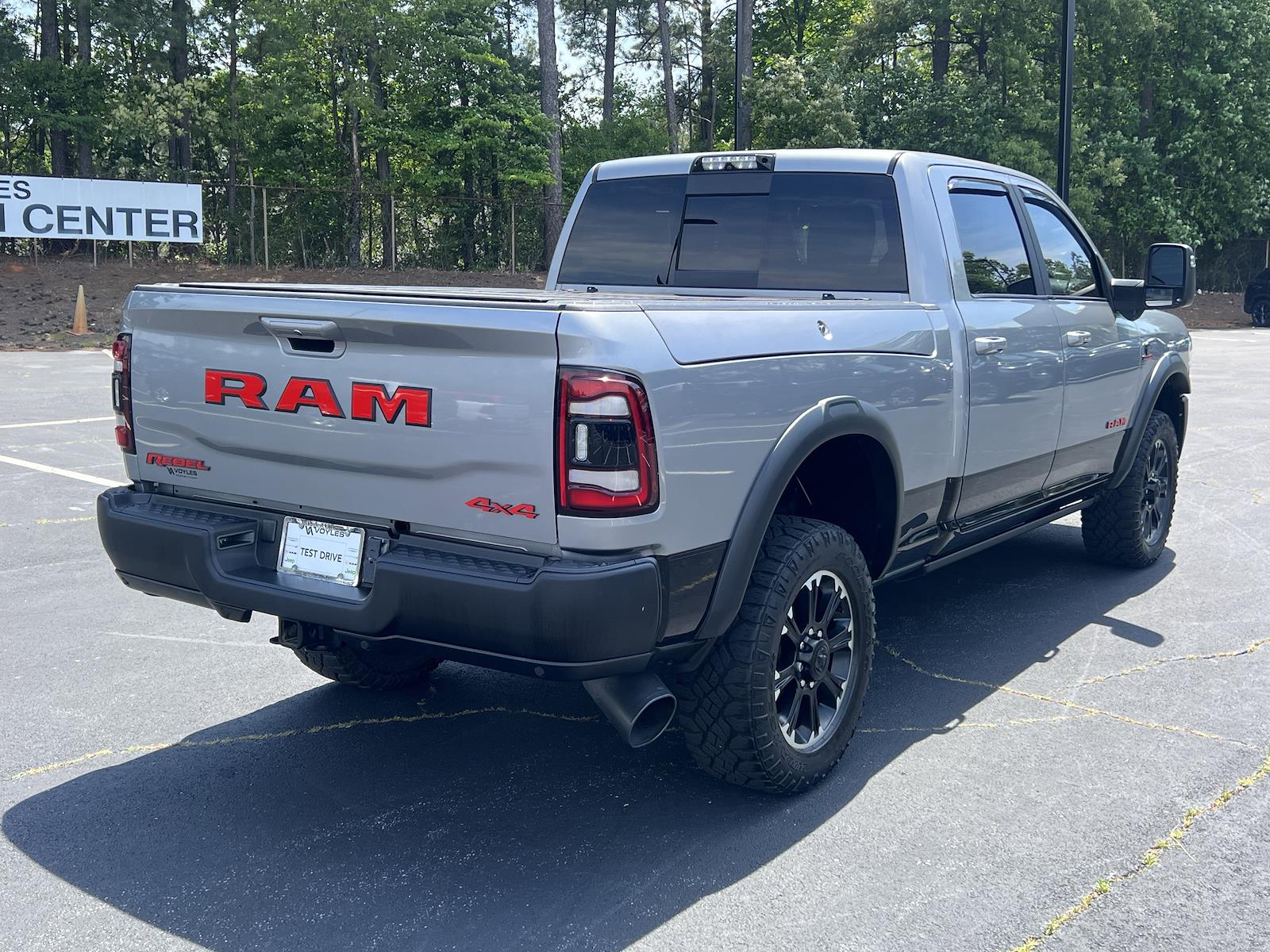 Used 2023 Ram 2500 - photo 9