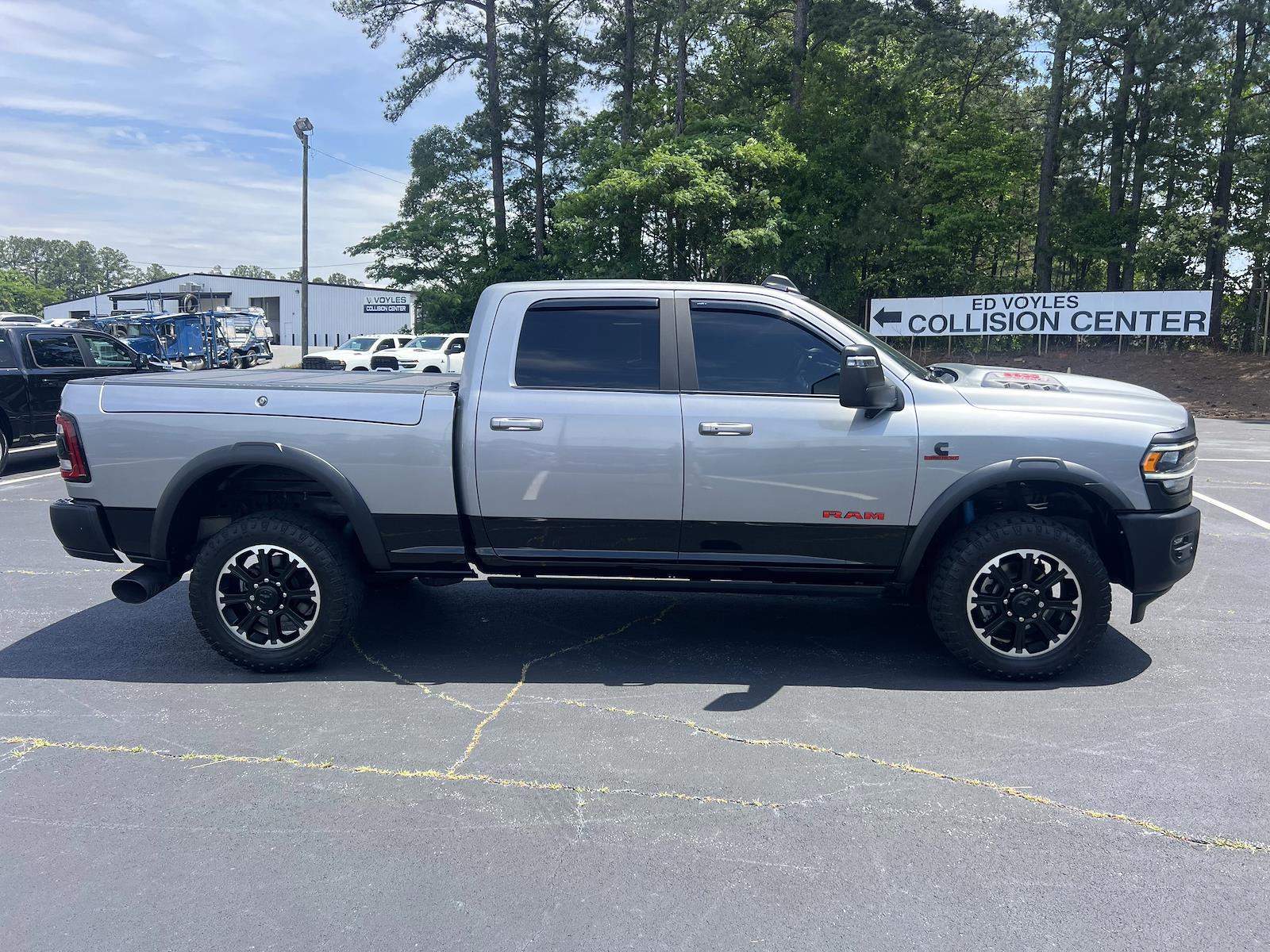 Used 2023 Ram 2500 - photo 10