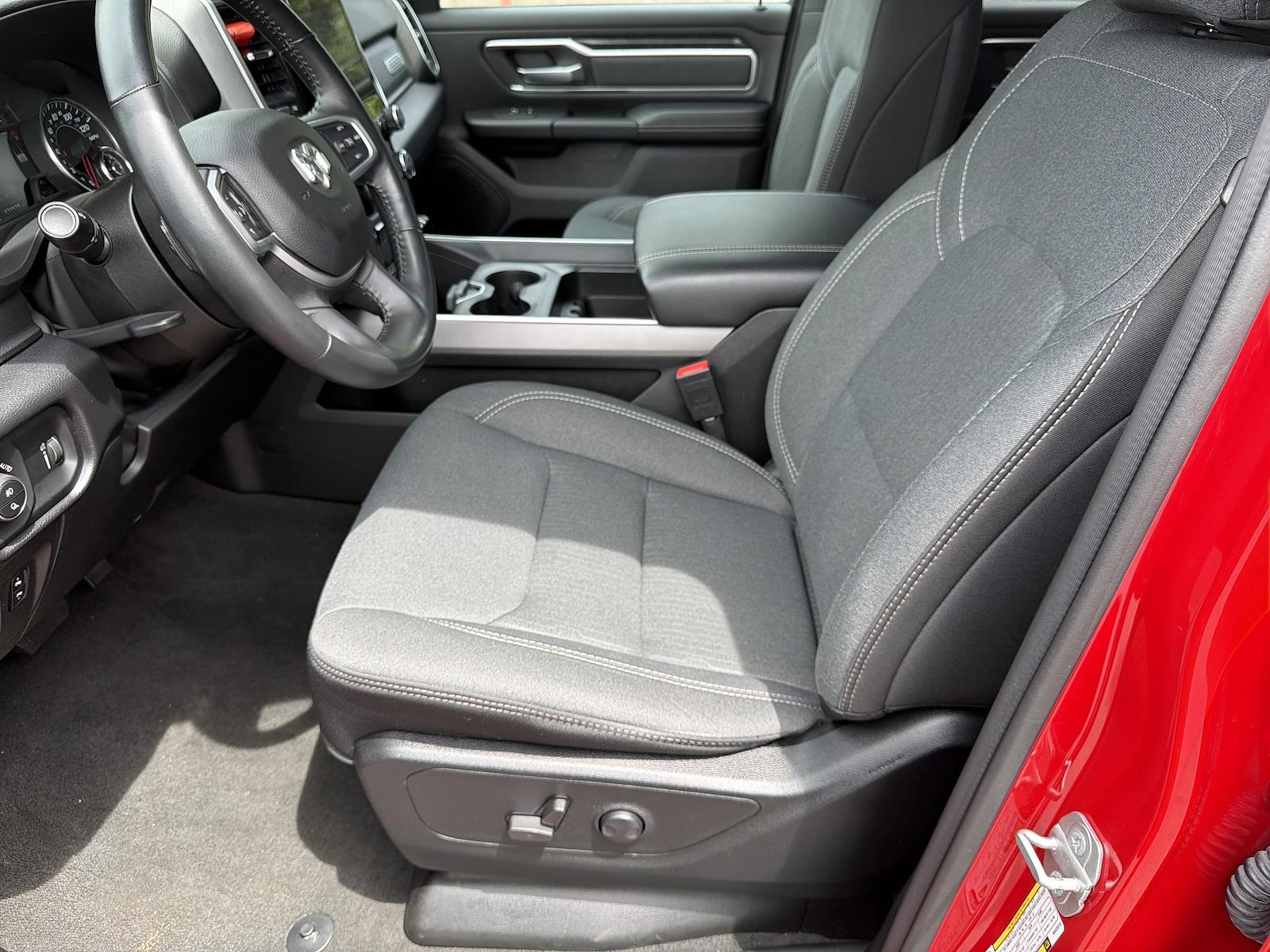 Used 2022 Ram 1500 - photo 5