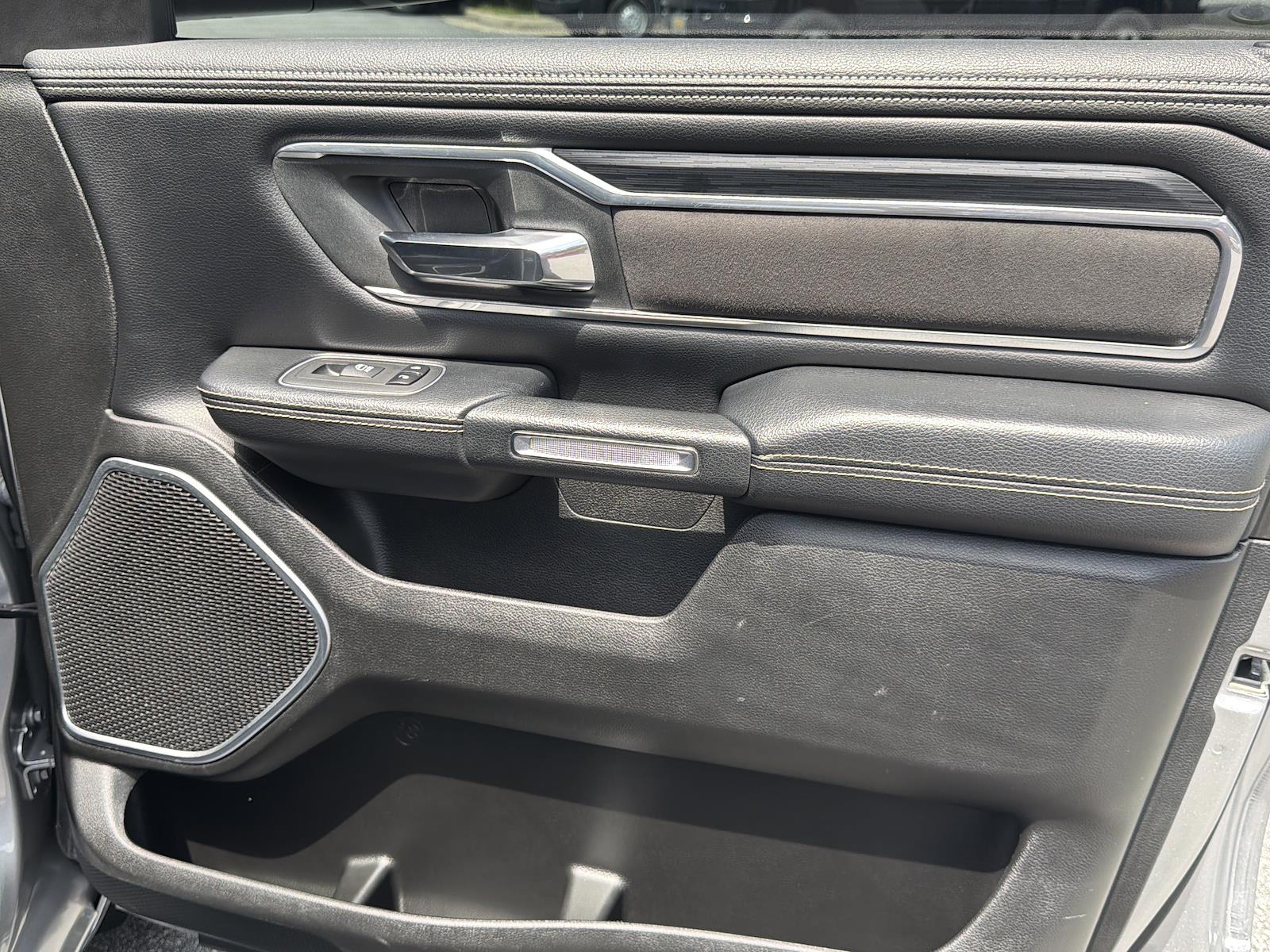 Used 2023 Ram 1500 - photo 12