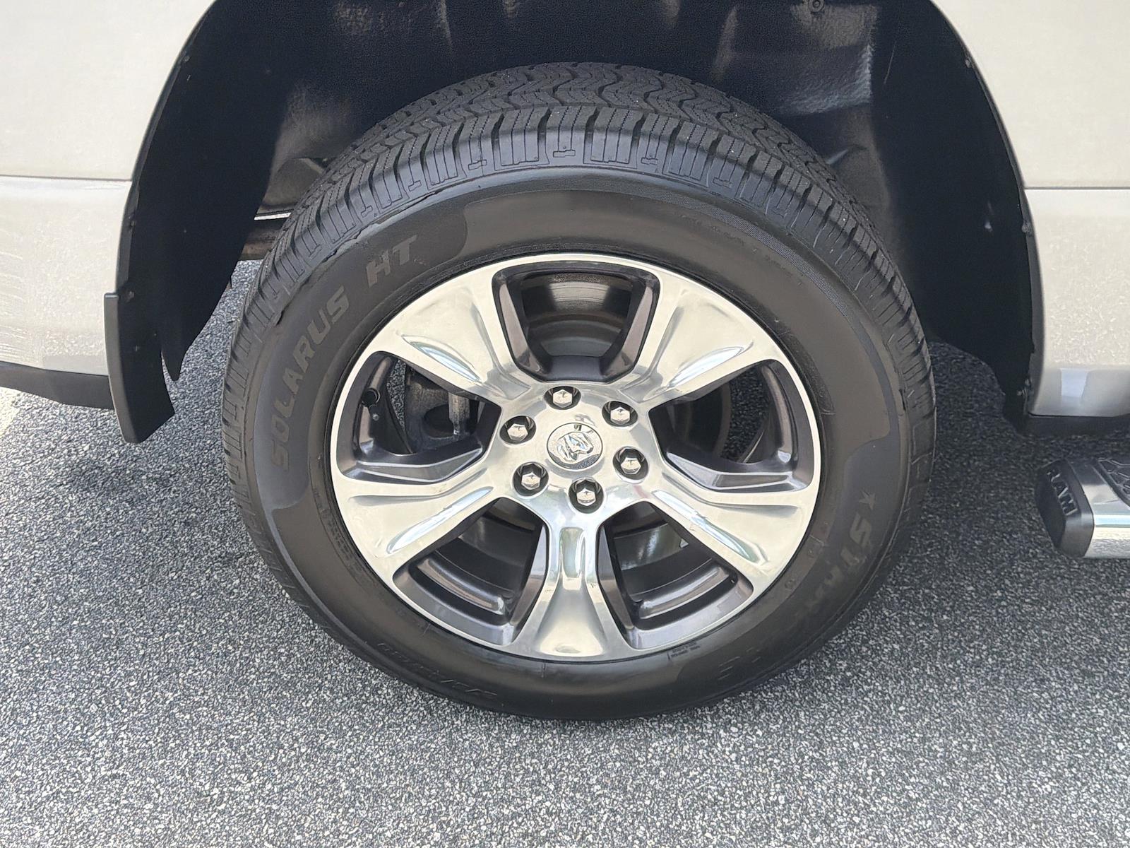 Used 2023 Ram 1500 - photo 15