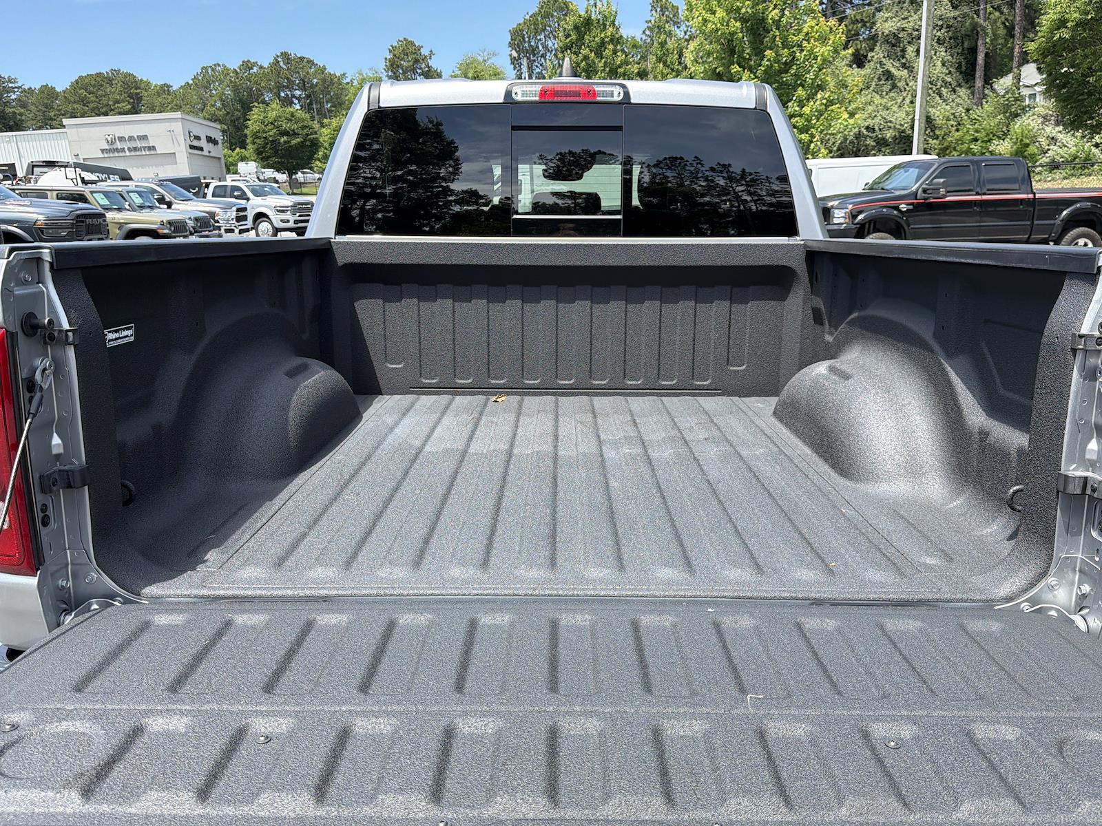 Used 2023 Ram 1500 - photo 16