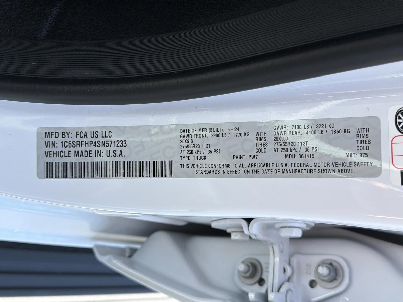 Used 2025 Ram 1500 - photo 42