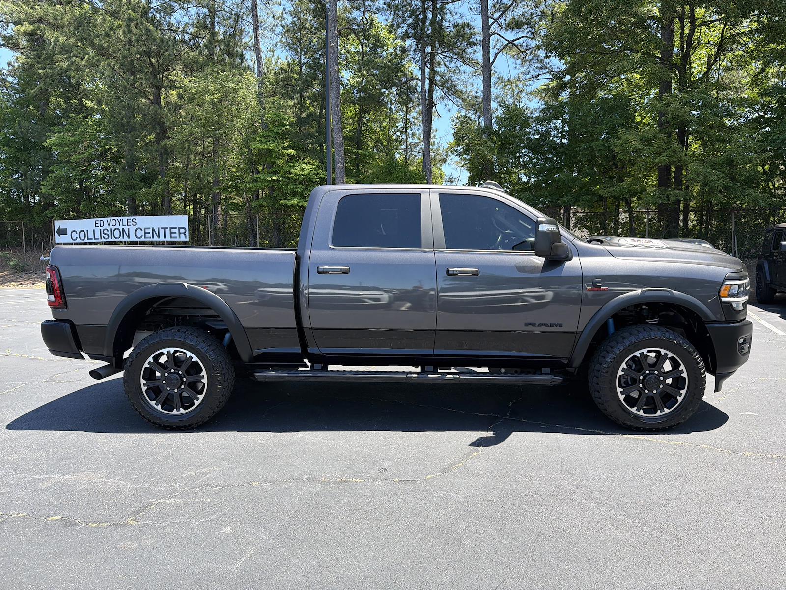 Used 2023 Ram 2500 - photo 10