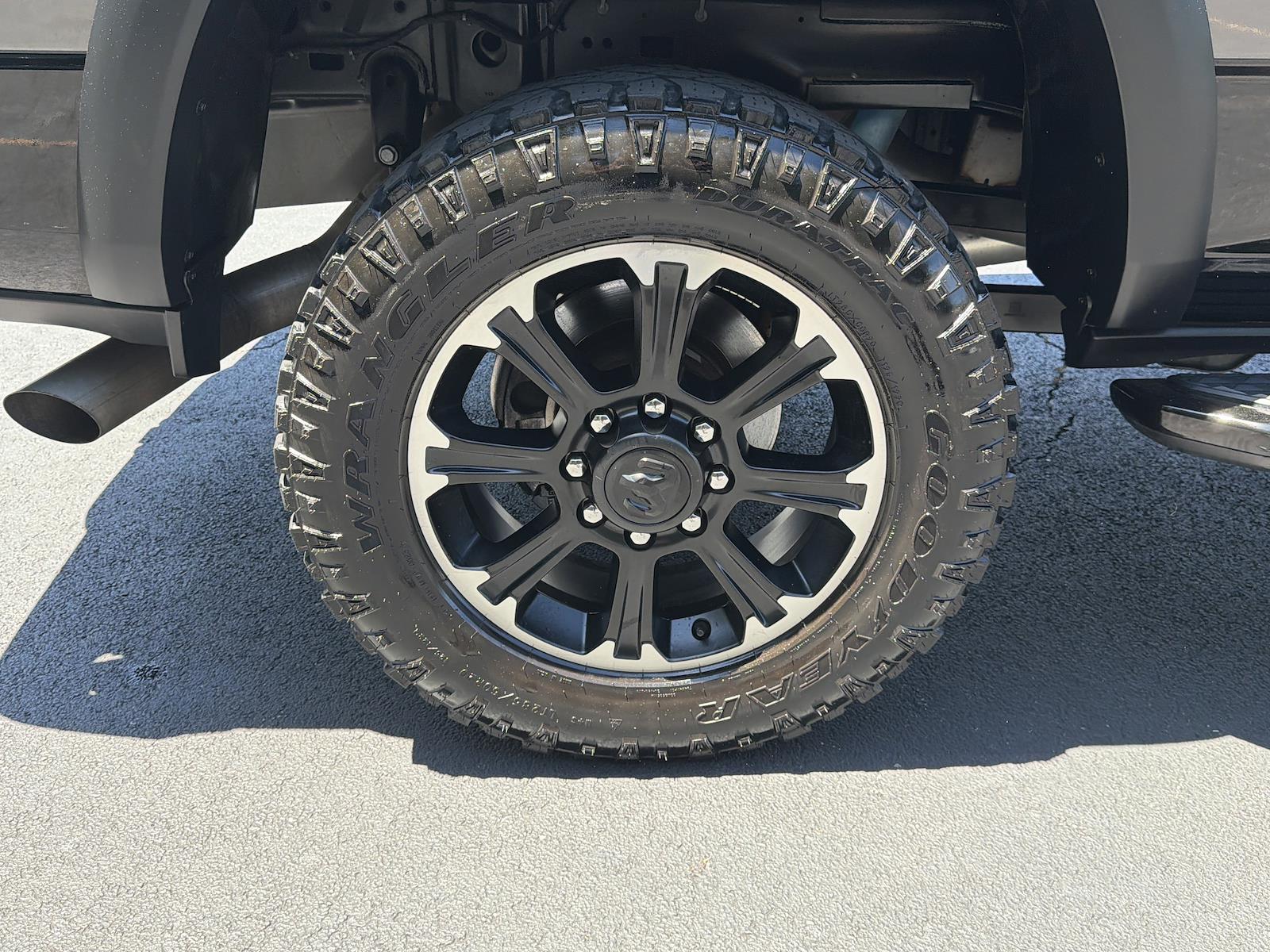 Used 2023 Ram 2500 - photo 19