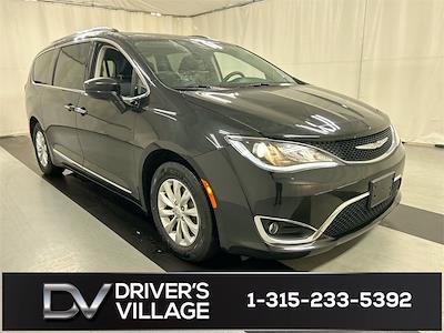 2018 Chrysler Pacifica FWD Minivan for sale #A186S8540 - photo 1