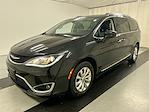 2018 Chrysler Pacifica FWD Minivan for sale #A186S8540 - photo 5