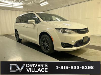 2020 Chrysler Pacifica AWD Minivan for sale #G206F7316 - photo 1