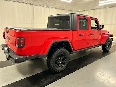 2022 Jeep Gladiator Crew Cab 4x4 Pickup for sale #G226N8595 - photo 2