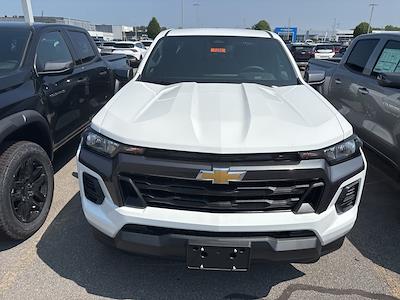 New 2025 Chevrolet Colorado LT Crew Cab 4x4 Pickup for sale #B25107282 - photo 2