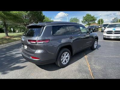 2022 Jeep Grand Cherokee L 4x4 SUV for sale #25CL006A - photo 2