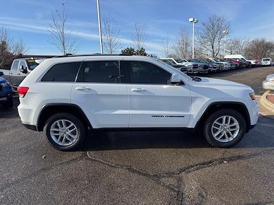 Used 2018 Jeep Grand Cherokee Laredo for sale #25JL086A - photo 2