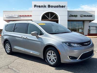 2020 Chrysler Pacifica FWD Minivan for sale #25RL116B1 - photo 1