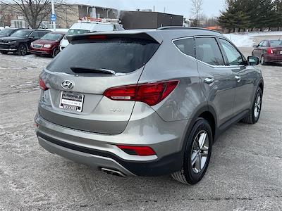 Used 2017 Hyundai Santa Fe - photo 1