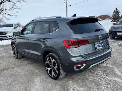 Used 2023 Volkswagen Taos - photo 1