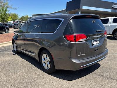 2017 Chrysler Pacifica FWD Minivan for sale #26CL031B - photo 2