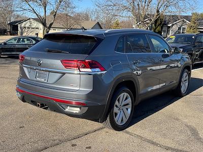 Used 2021 Volkswagen Atlas Cross Sport - photo 1