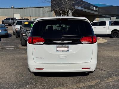 Used 2022 Chrysler Voyager LX Minivan for sale #PL5185 - photo 2