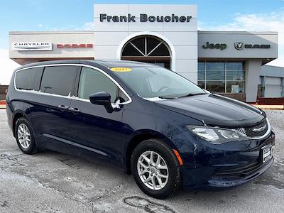 Used 2017 Chrysler Pacifica Touring Minivan for sale #PXL5347A - photo 1