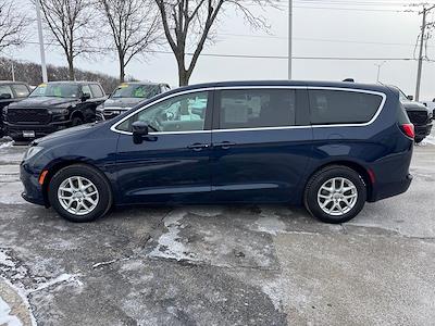 Used 2017 Chrysler Pacifica Touring Minivan for sale #PXL5347A - photo 2