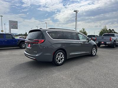 Used 2022 Chrysler Pacifica Limited Minivan for sale #B4648 - photo 2