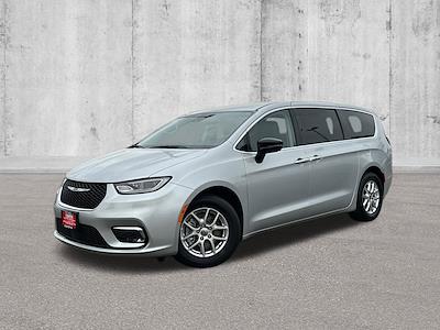 2024 Chrysler Pacifica FWD Minivan for sale #B4685 - photo 1