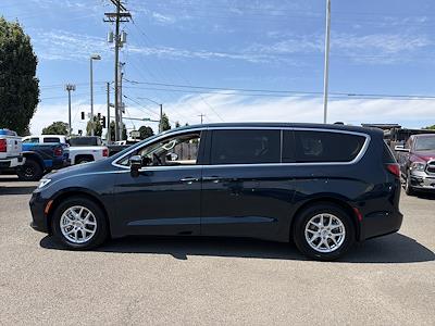 2023 Chrysler Pacifica FWD Minivan for sale #B4743 - photo 2