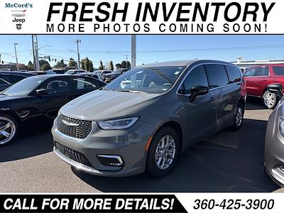 2025 Chrysler Pacifica FWD Minivan for sale #B4764 - photo 1