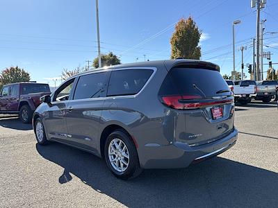 2025 Chrysler Pacifica FWD Minivan for sale #B4764 - photo 2